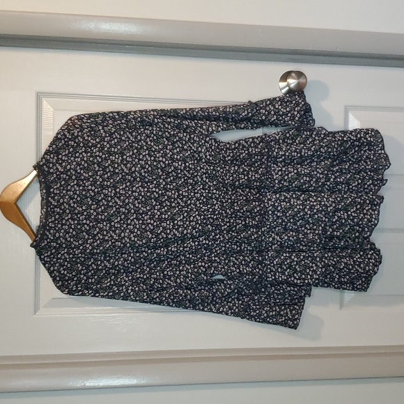 Lulus Garden of Grace Navy Blue Floral Print Long Sleeve Ruffled Dress SZ M - Picture 5 of 10